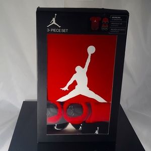 Jordan Baby-boy 3 Piece Set-Onesie/Bootie/Hat